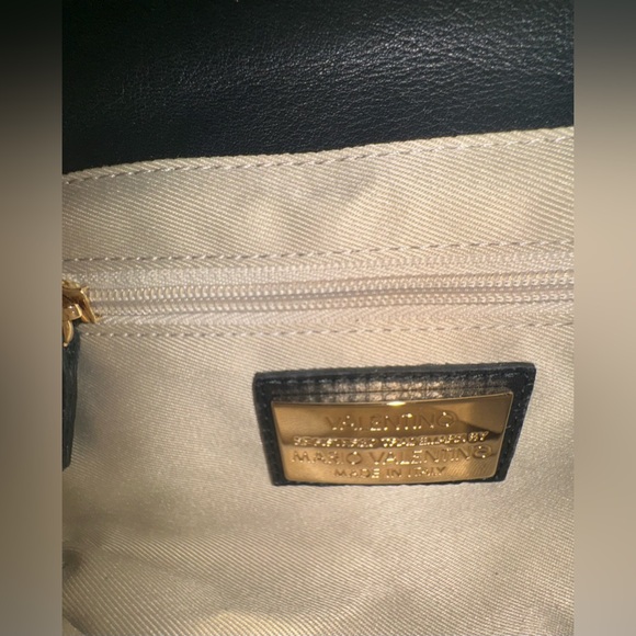 VALENTINO BY MARIO VALENTINO
Beatriz Leather Shoulder Bag - Picture 6 of 6